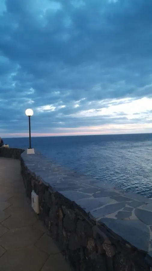 Costa Del Silencio Playa Montana Amarlla,Pools,Wifi 아파트 코스타델실렌시오